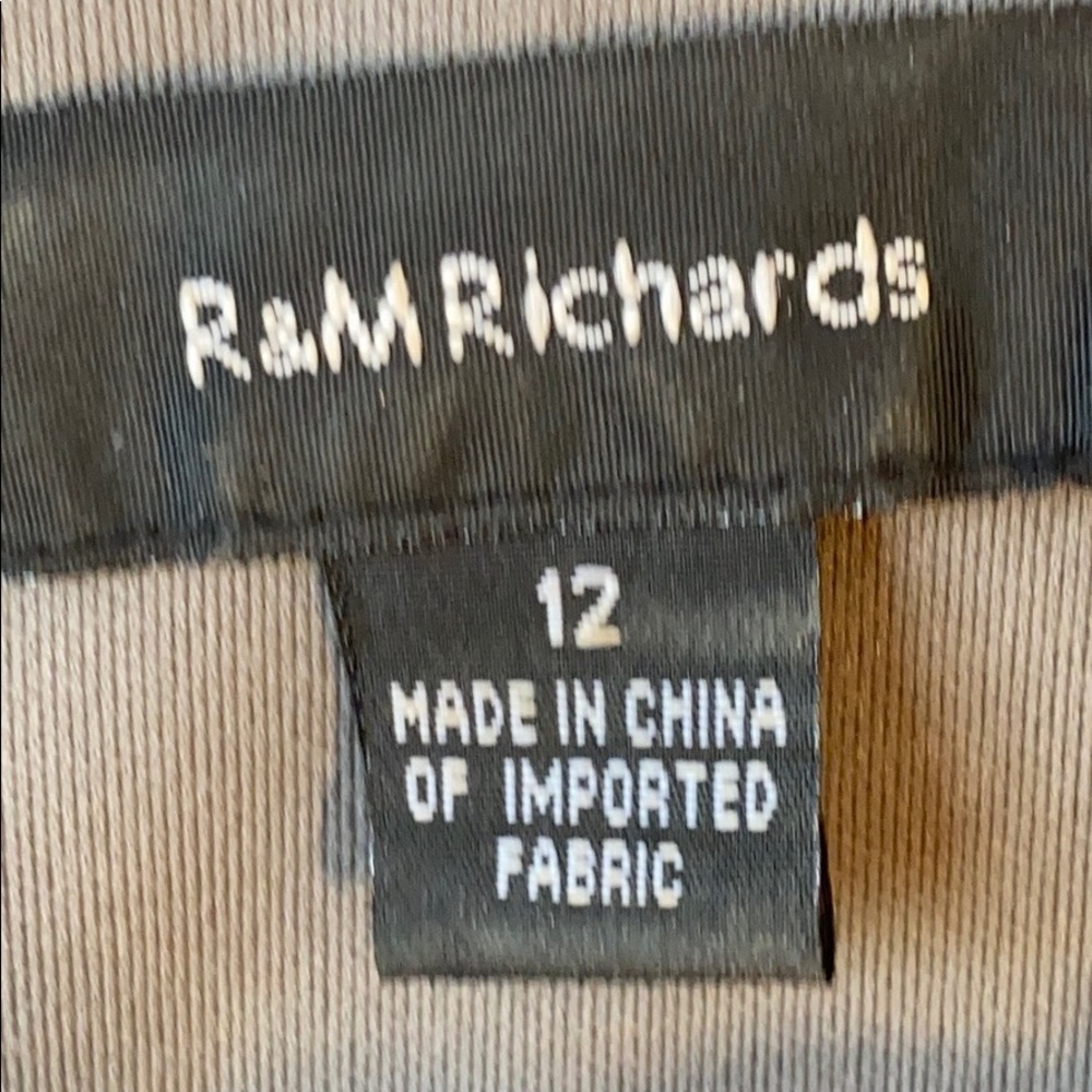 R&M RICHARDS WEDDING/PROM DRESS - Picture 6 of 8